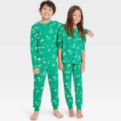 Kids' Ski Scene Matching Family Thermal Pajama Set - Wondershop™ Green -Wondershop GUEST a05d363d 8c4b 45fd 92cb a8f244a66bb1